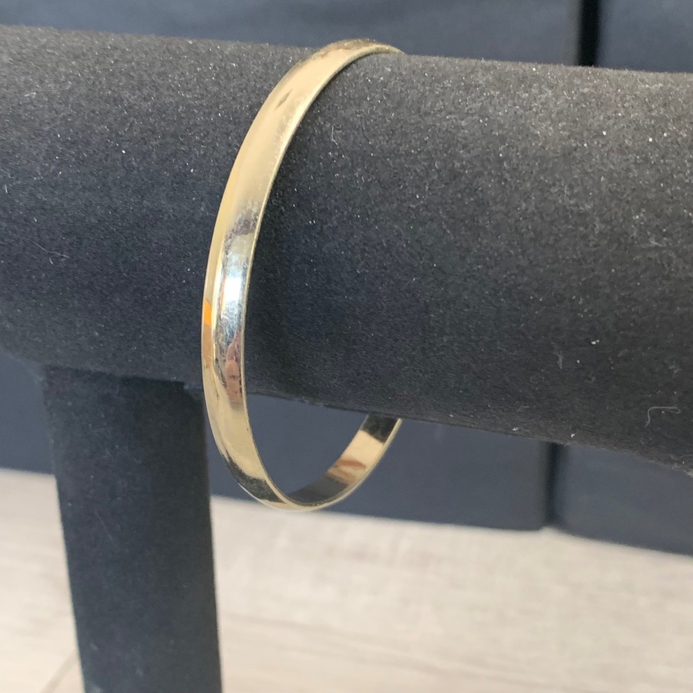 Vintage Gold Tone Polished Minimalist Slip On Bangle Bracelet 8.5 Inch